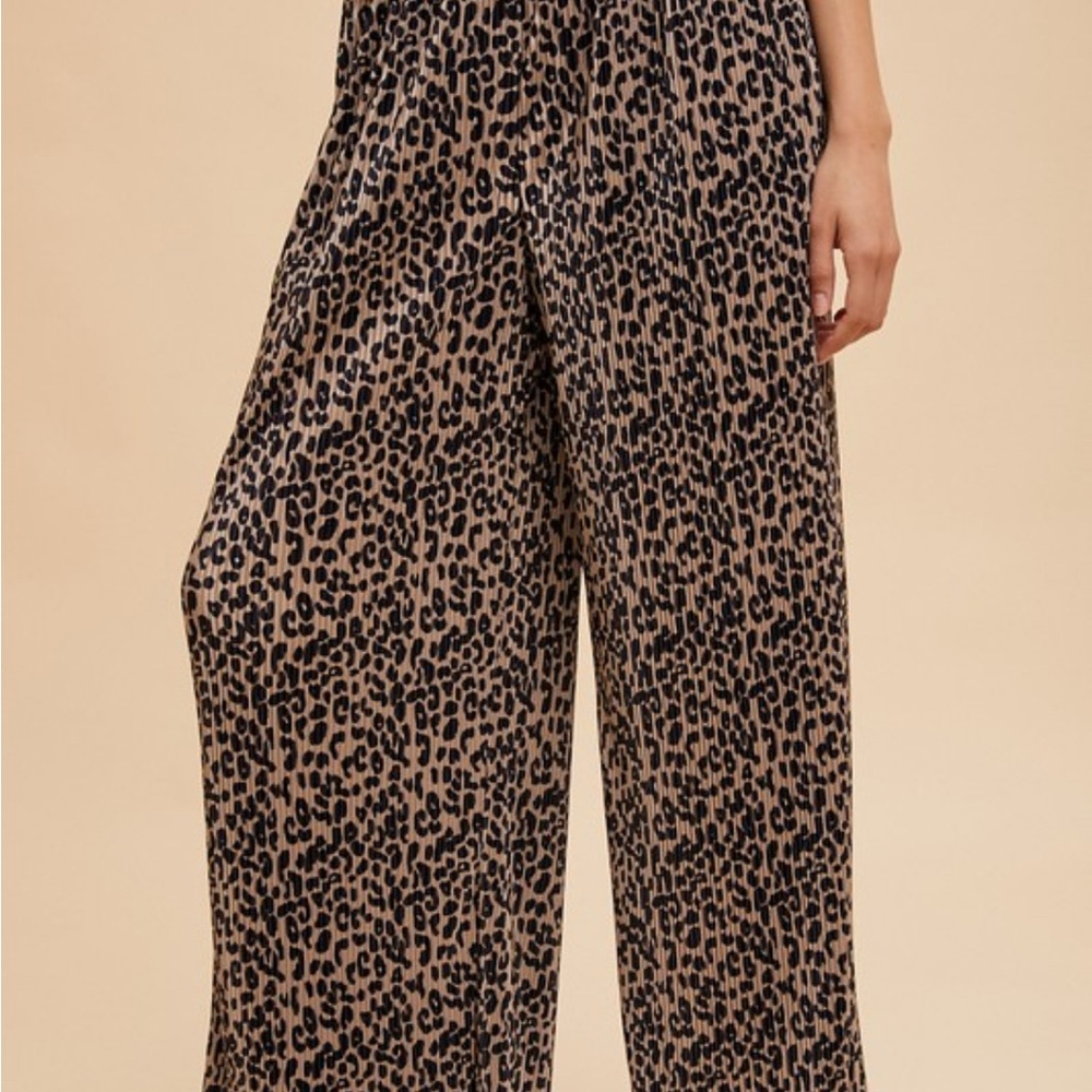Leopard Print Wide-Leg Pants
